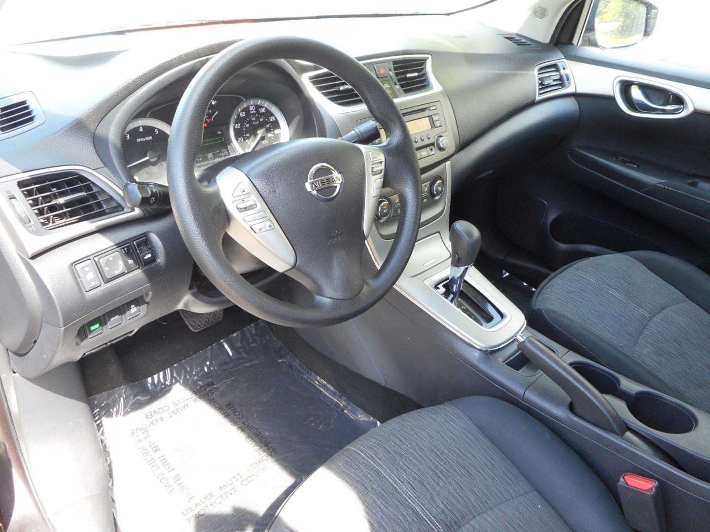 2014 Gray Nissan Sentra (3N1AB7AP4EL) , located at 2553 Airline Blvd, Portsmouth, VA, 23701, (757) 488-8331, 36.813889, -76.357597 - Photo#9